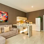Kosta Homes - Modern Coastal Getaway 400m From Sea * Torremolinos