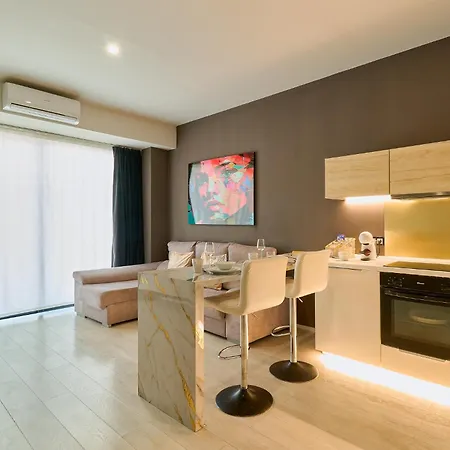 Kosta Homes - Modern Coastal Getaway 400m From Sea Apartamento