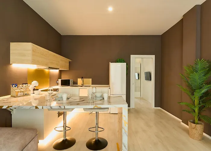 Apartment Kosta Homes - Modern Coastal Getaway 400m From Sea Torremolinos