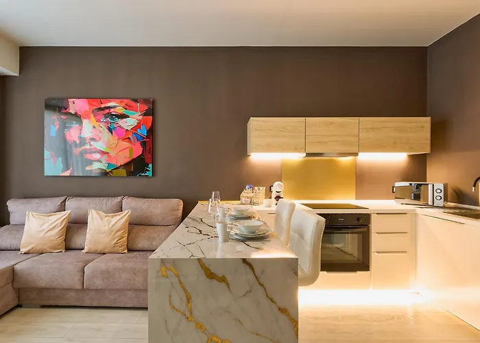 Kosta Homes - Modern Coastal Getaway 400m From Sea * Torremolinos