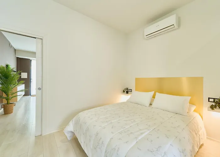 Kosta Homes - Modern Coastal Getaway 400m From Sea * Torremolinos