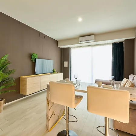 Kosta Homes - Modern Coastal Getaway 400m From Sea Apartament Torremolinos